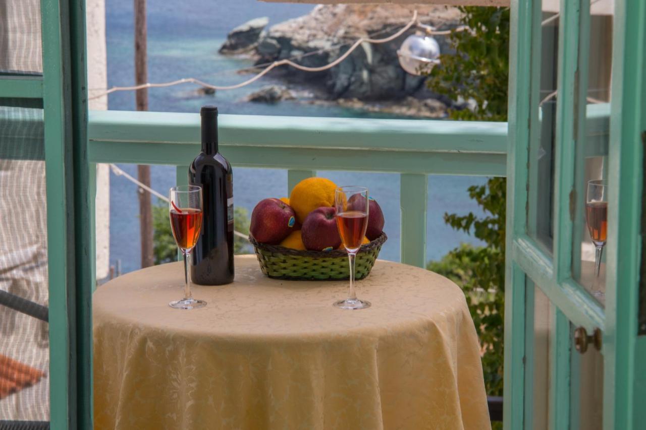 Mary'S Studios Agia Pelagia  Quarto foto